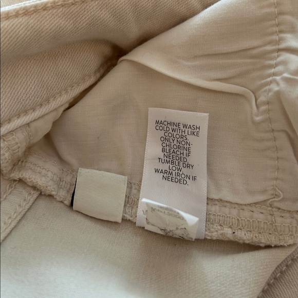 J. Jill Cream Denim Demi-boot cut Boot-Cut Ankle jeans. Size 10. Mid rise. EUC. - Picture 5 of 11